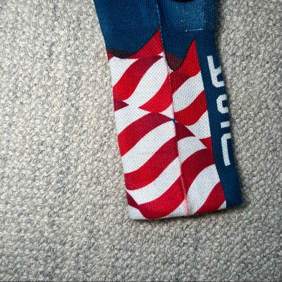 American flag socks - mid calf. Fits approx womens’ size 6-10 - Picture 4 of 5